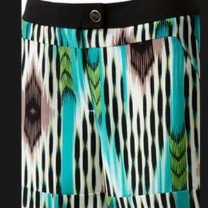 Jennifer Lopez Classy Chic High Waisted Shorts New without tag size 10